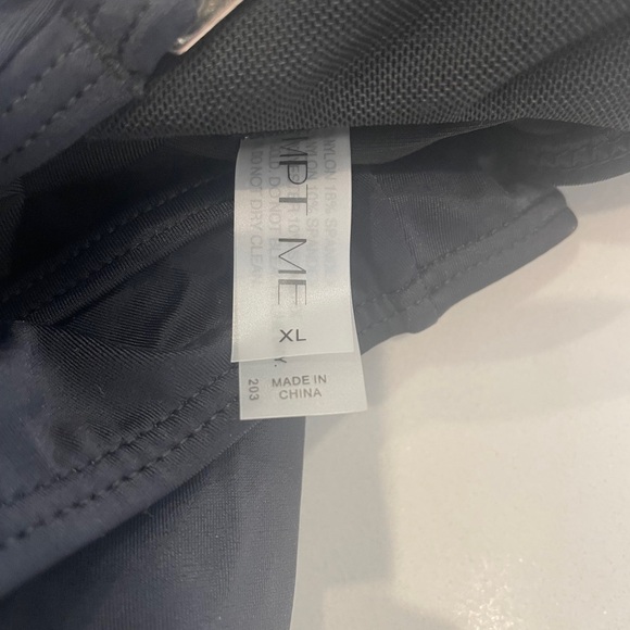 Black Ruched Ruffle Swim Skirt - Picture 11 of 12